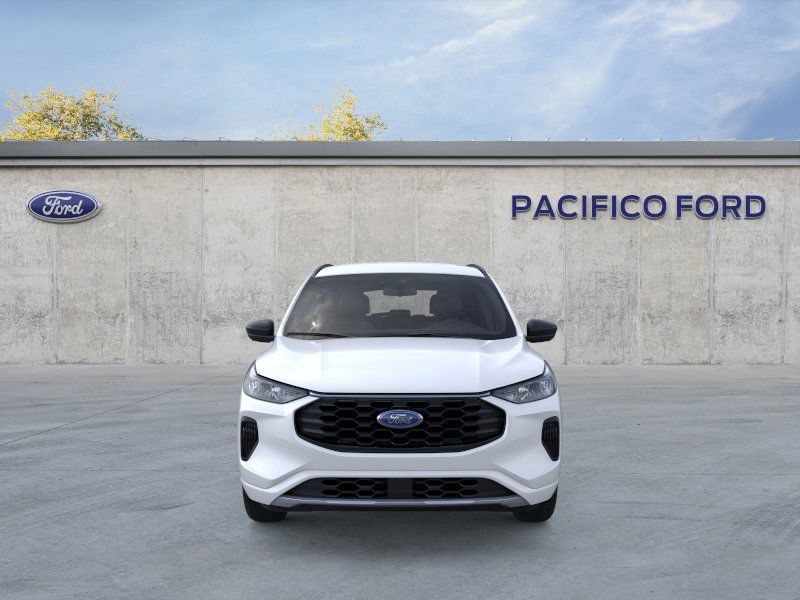 Vehicle image 3 of 25