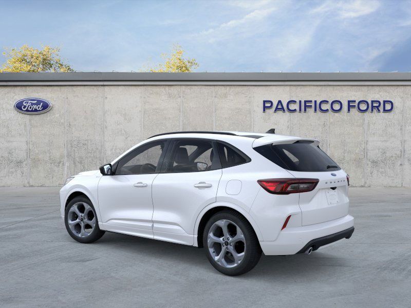 Vehicle image 7 of 25