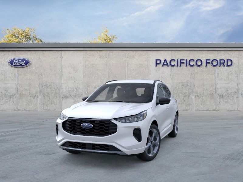 Vehicle image 2 of 25