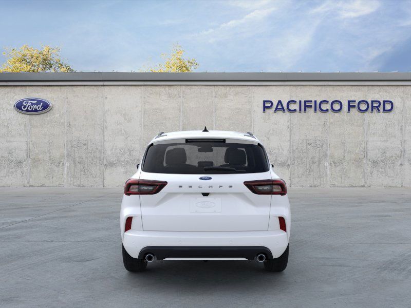 Vehicle image 6 of 25
