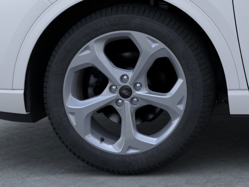 Vehicle image 21 of 25