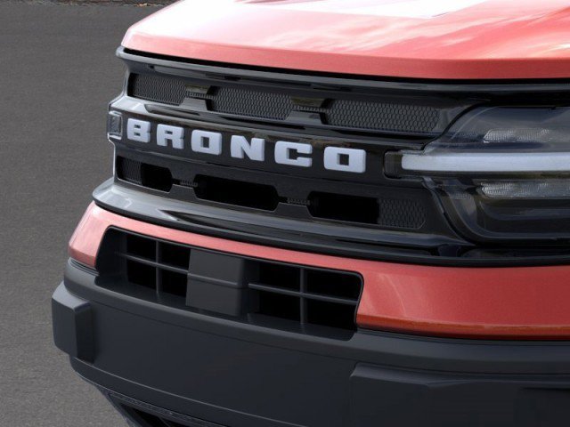 Vehicle image 27 of 33