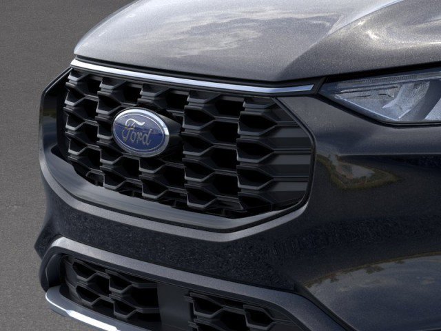 Vehicle image 17 of 33