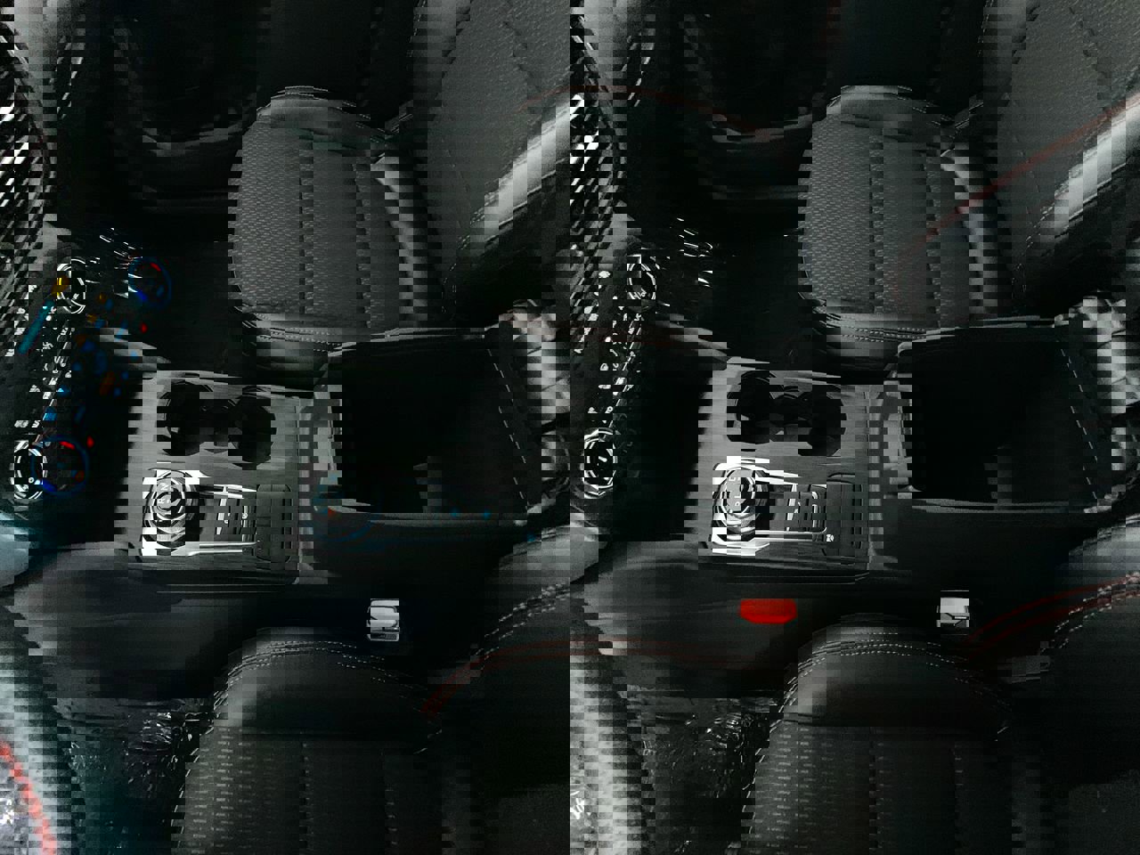Vehicle image 24 of 34