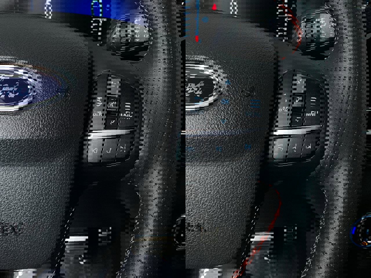Vehicle image 29 of 34