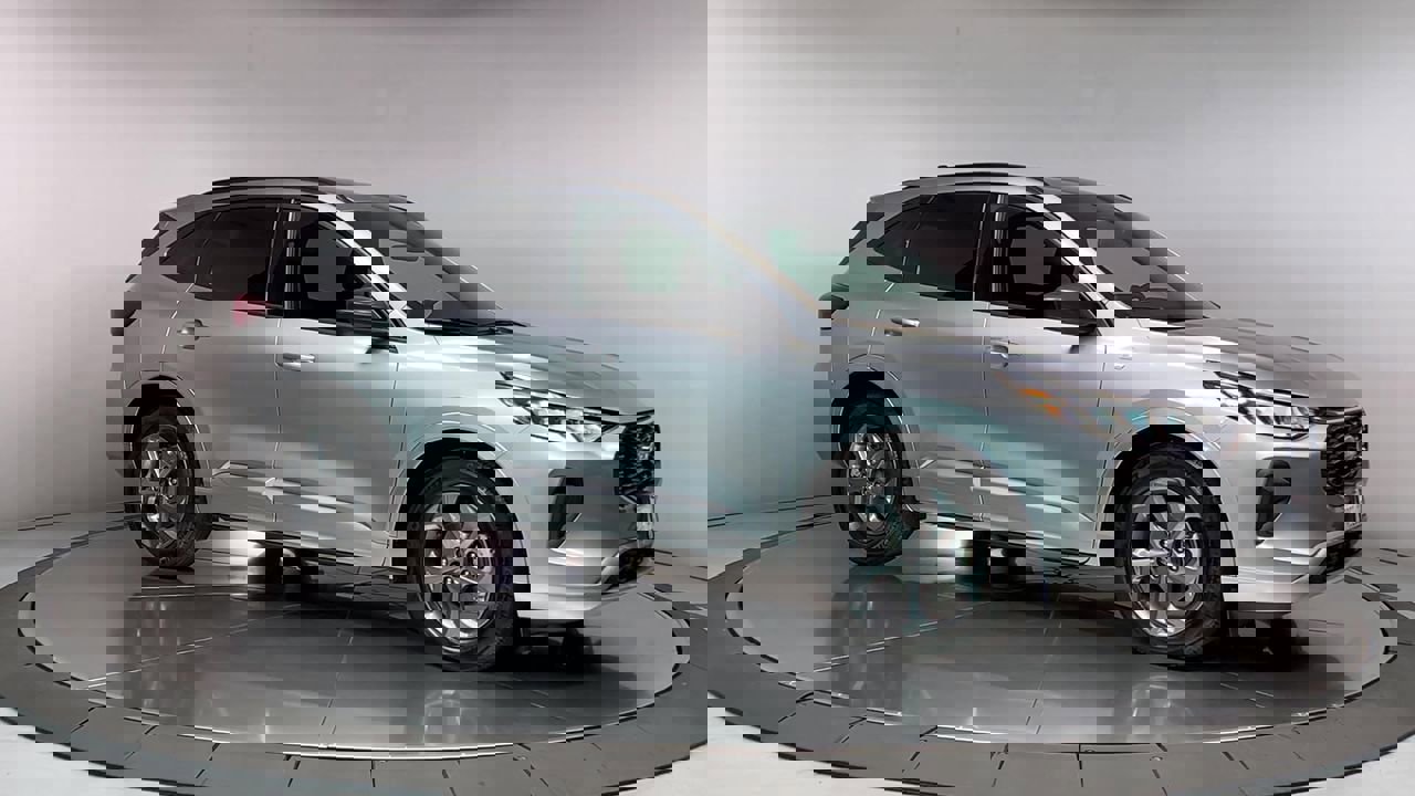Vehicle image 4 of 34