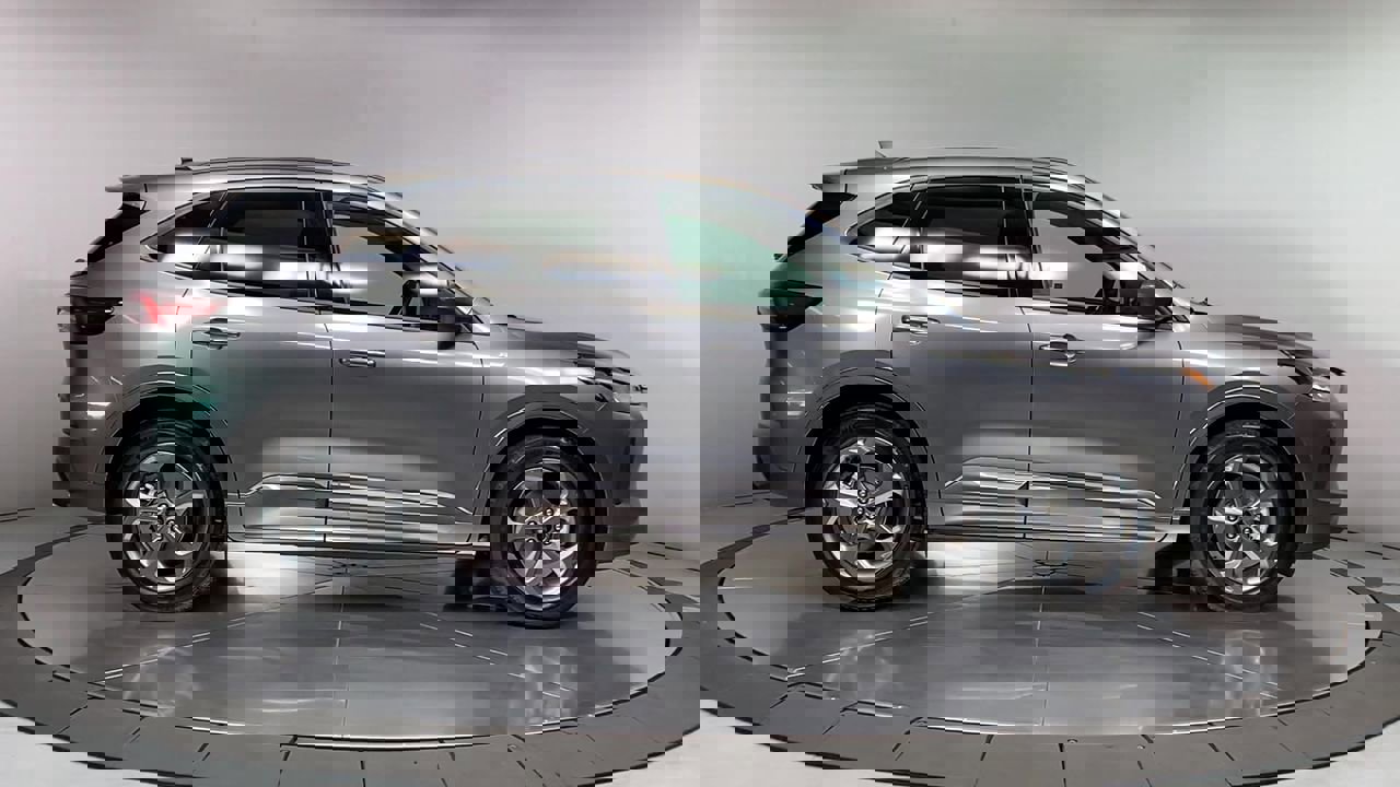 Vehicle image 6 of 34