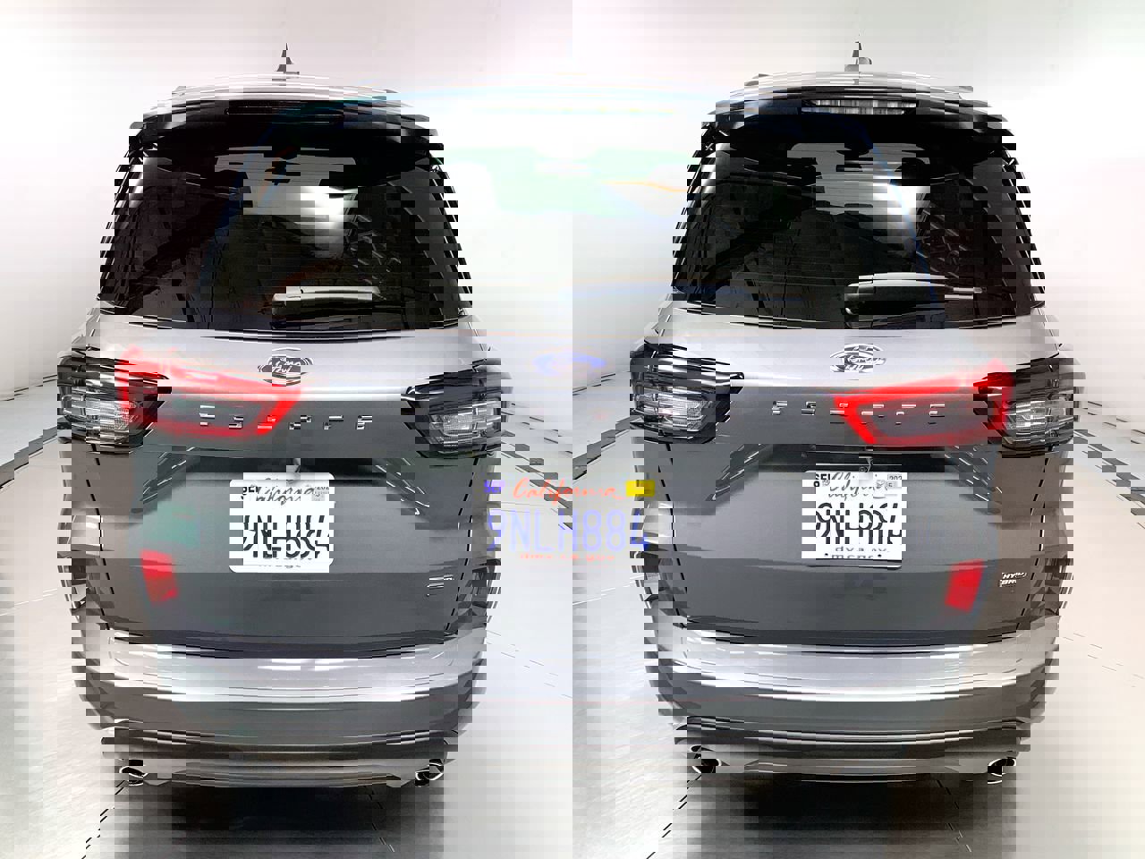 Vehicle image 9 of 34