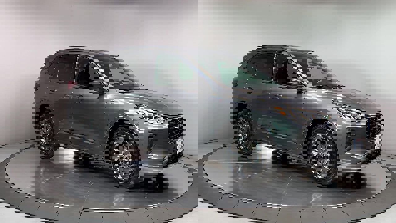 Vehicle image 5 of 34