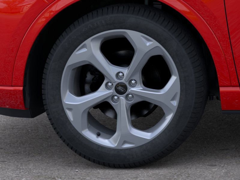 Vehicle image 19 of 23