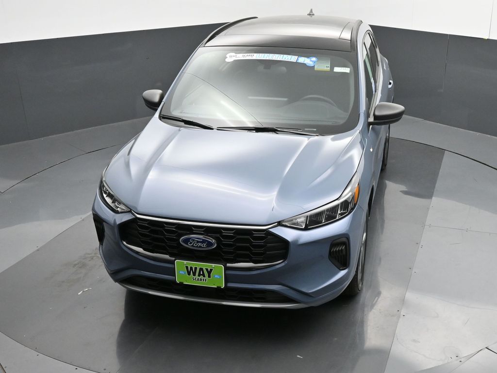 Vehicle image 16 of 38