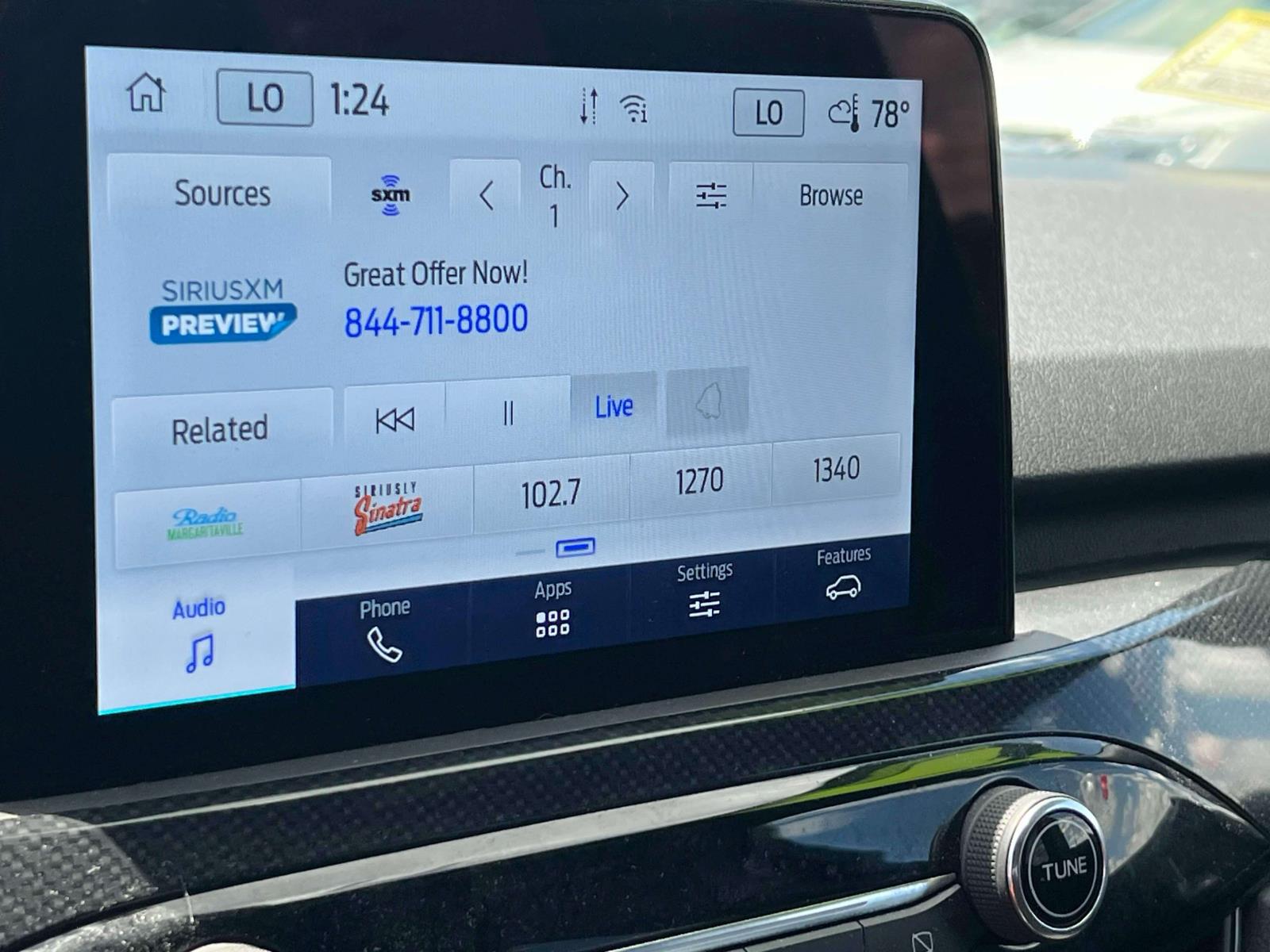 Vehicle image 17 of 28