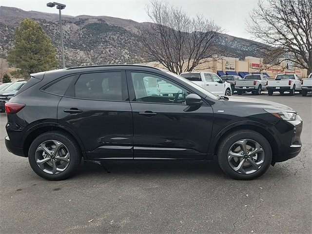Vehicle image 2 of 20