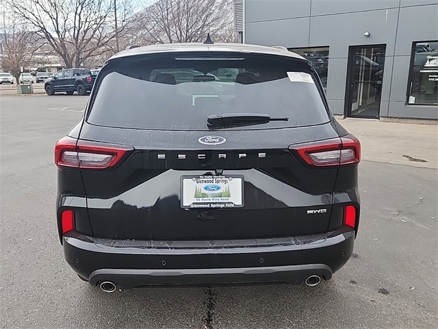 Vehicle image 4 of 20