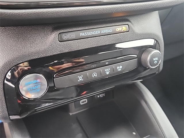 Vehicle image 19 of 20
