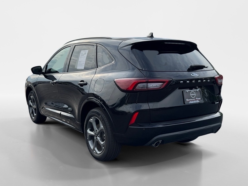 Vehicle image 7 of 25