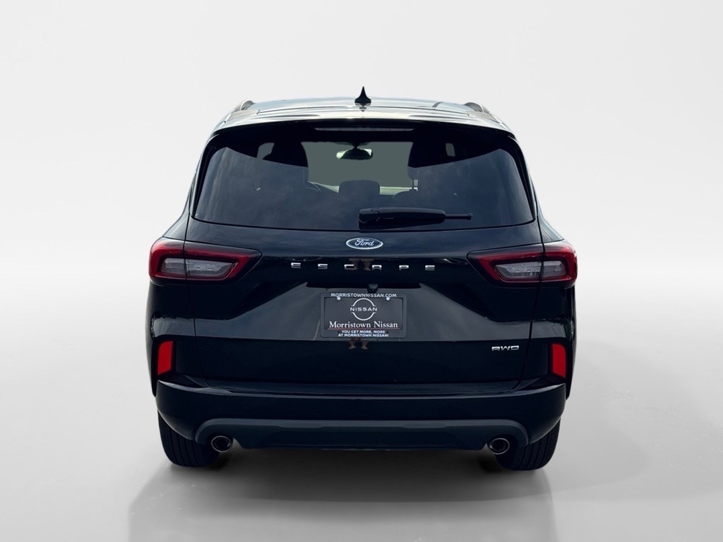 Vehicle image 6 of 25