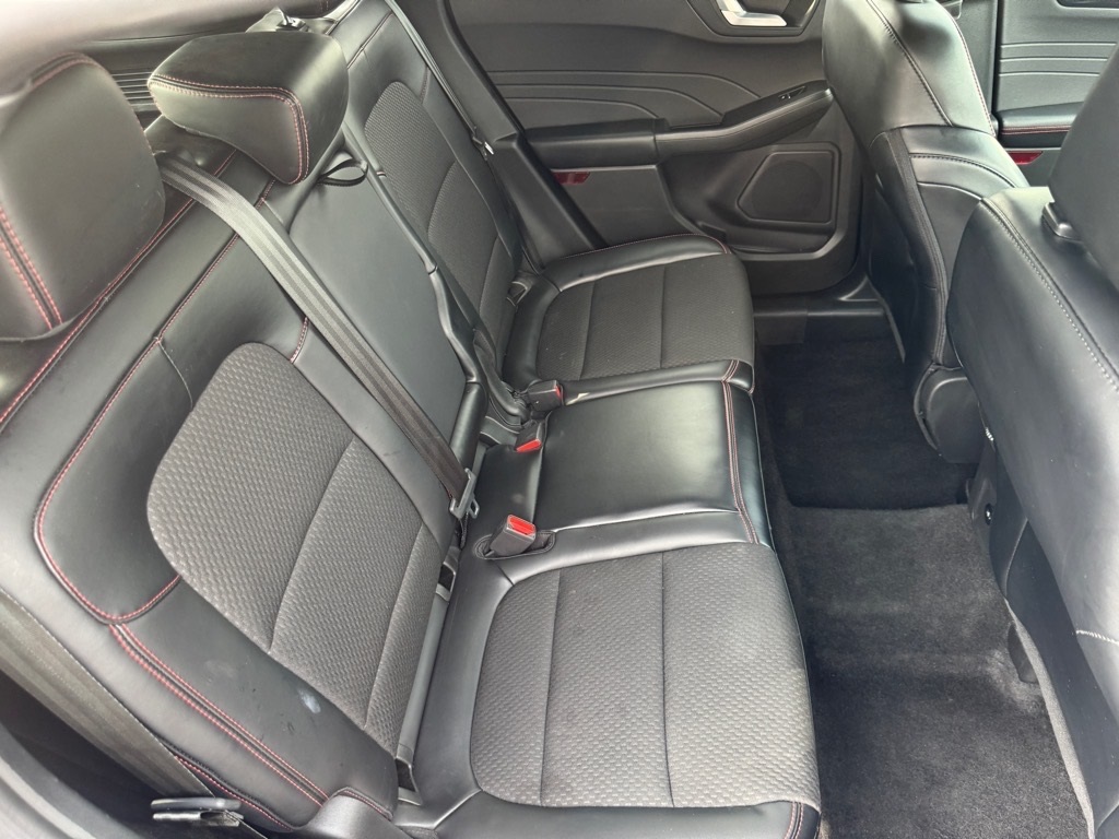 Vehicle image 20 of 25