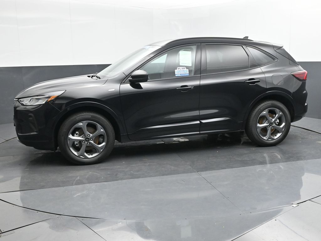 Vehicle image 1 of 40