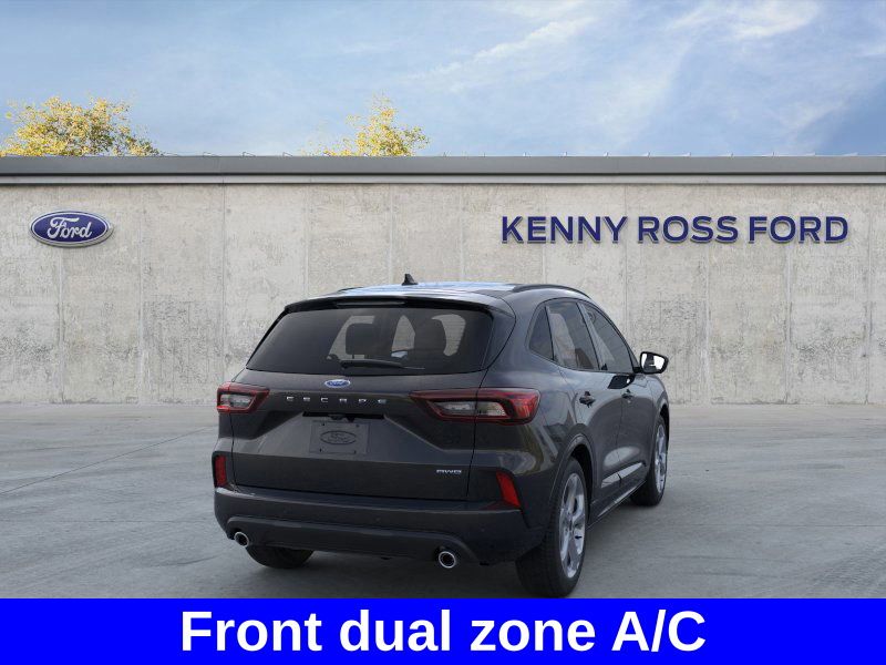 Vehicle image 3 of 24
