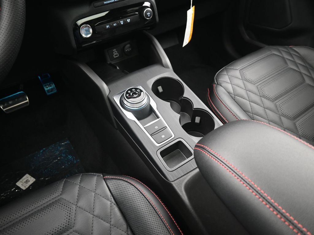 Vehicle image 27 of 37