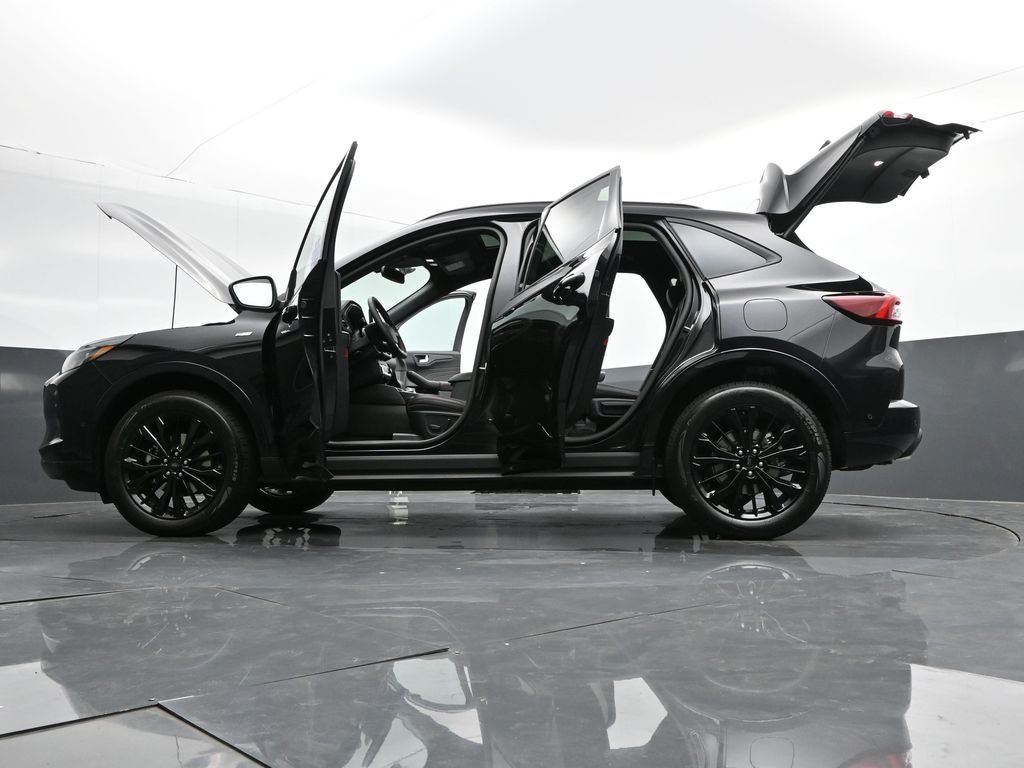 Vehicle image 2 of 37
