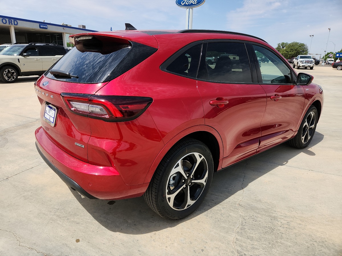 Vehicle image 3 of 12