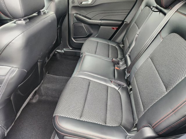 Vehicle image 20 of 22