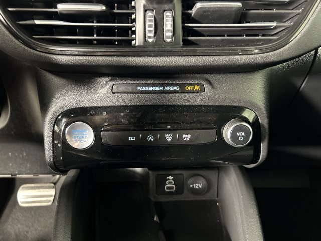 Vehicle image 24 of 33