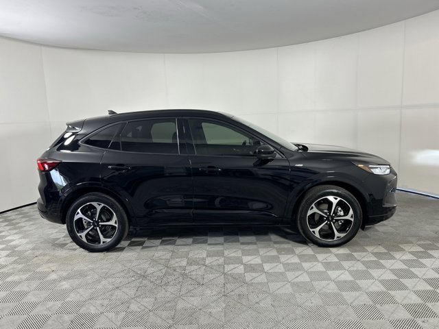 Vehicle image 5 of 33