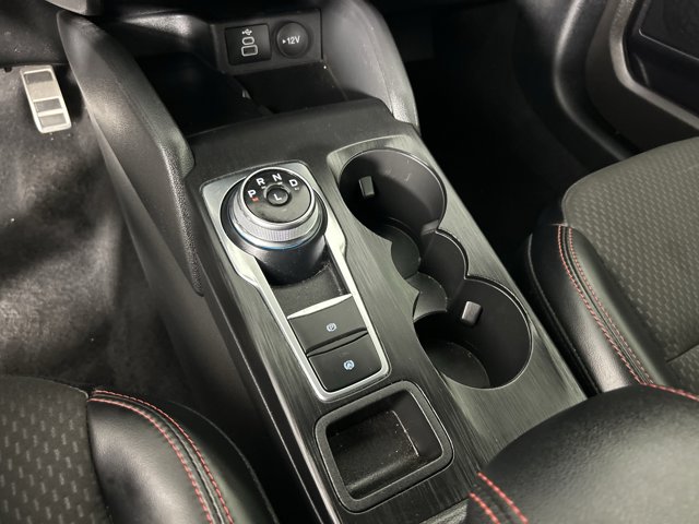 Vehicle image 25 of 33