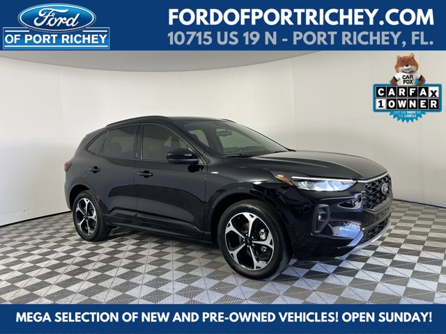 Vehicle image 4 of 33