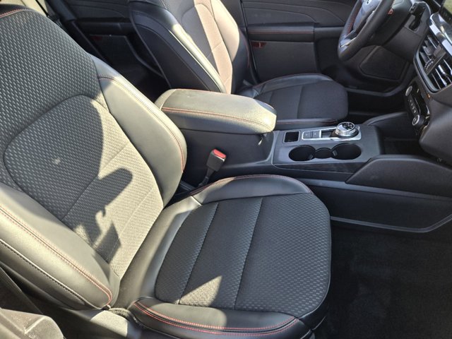 Vehicle image 9 of 21