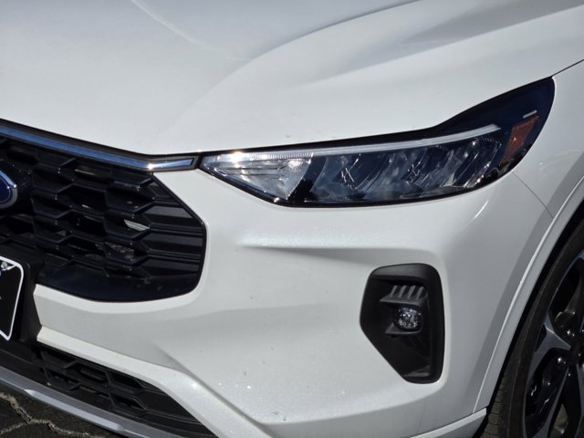 Vehicle image 5 of 21