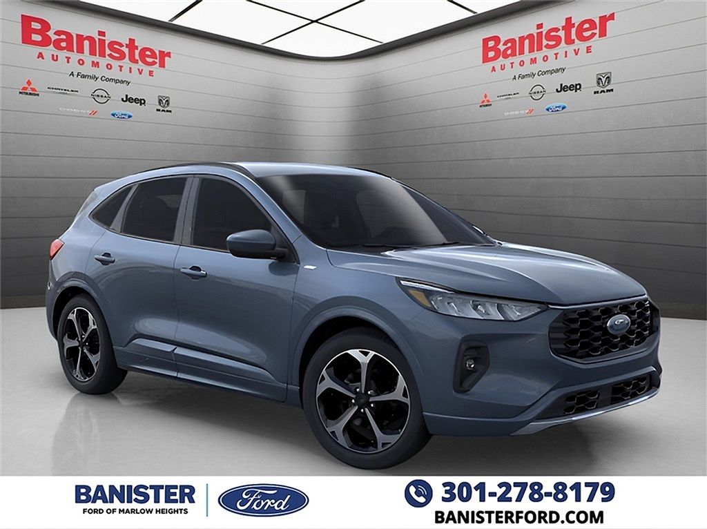 Vehicle image 4 of 23