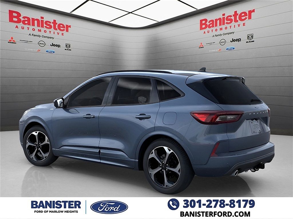 Vehicle image 7 of 23