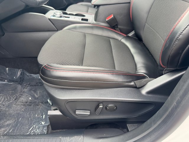 2024 Ford Escape ST-Line Select Image 31 of 32