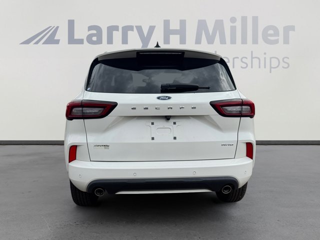 2024 Ford Escape ST-Line Select Image 6 of 32