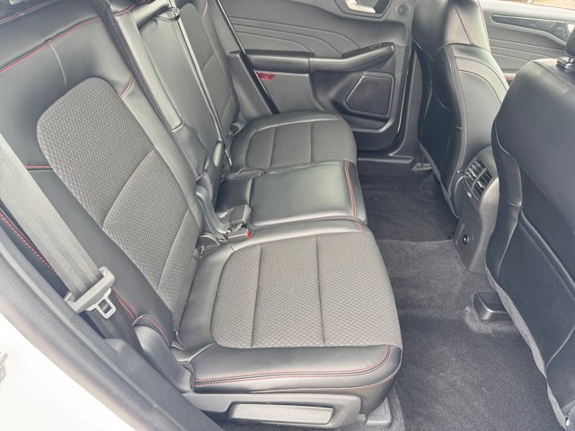 2024 Ford Escape ST-Line Select Image 12 of 32