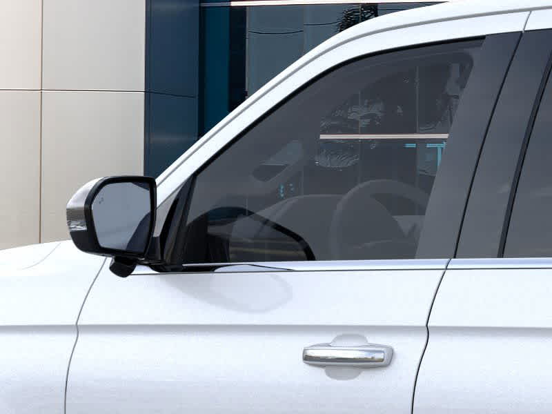 Vehicle image 28 of 57