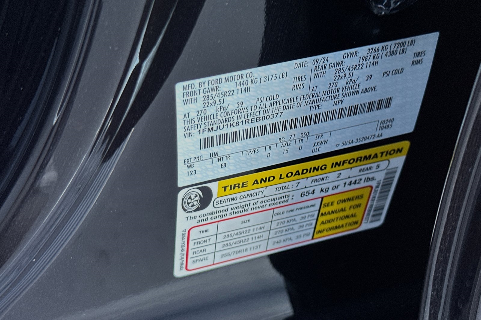 Vehicle image 20 of 28