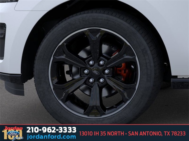 2024 Ford Expedition Limited Image 9 of 23