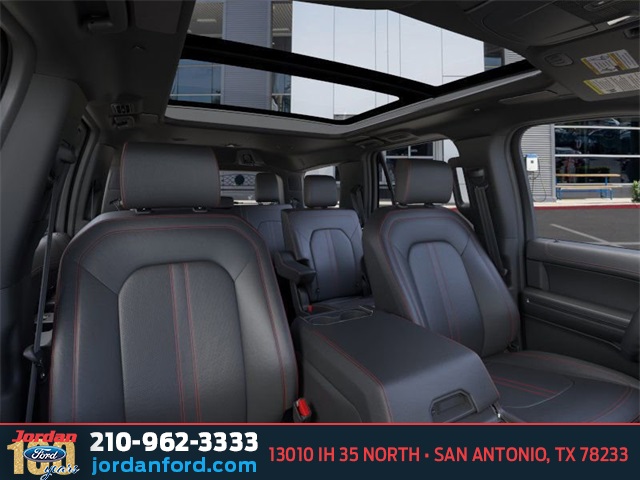 2024 Ford Expedition Limited Image 10 of 23