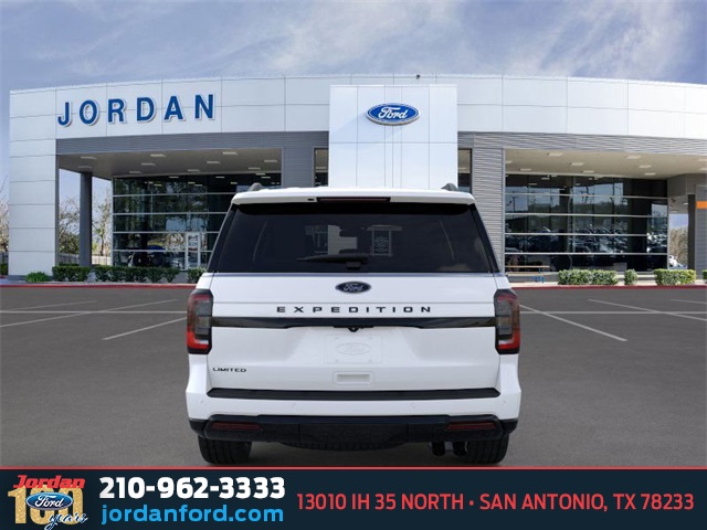 2024 Ford Expedition Limited Image 6 of 23