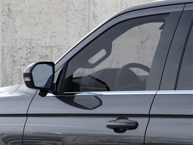Vehicle image 20 of 23