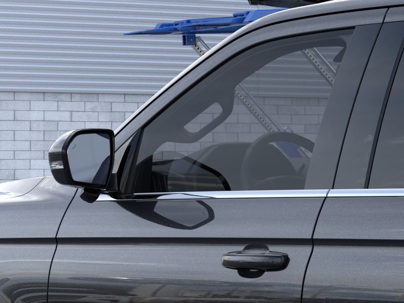 Vehicle image 20 of 23