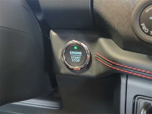 Vehicle image 25 of 30