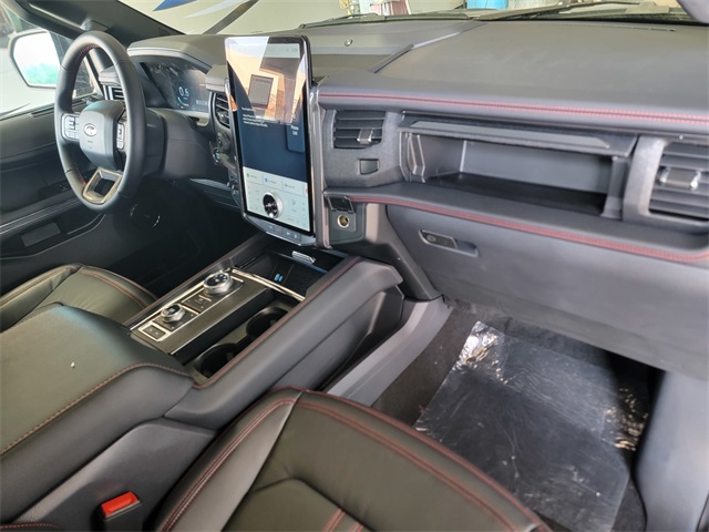 Vehicle image 16 of 30