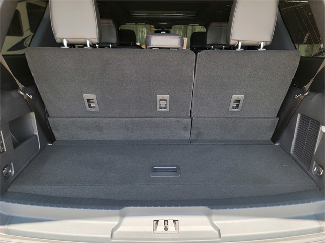 Vehicle image 13 of 30