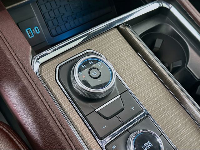 2024 Ford Expedition Limited Image 30 of 34